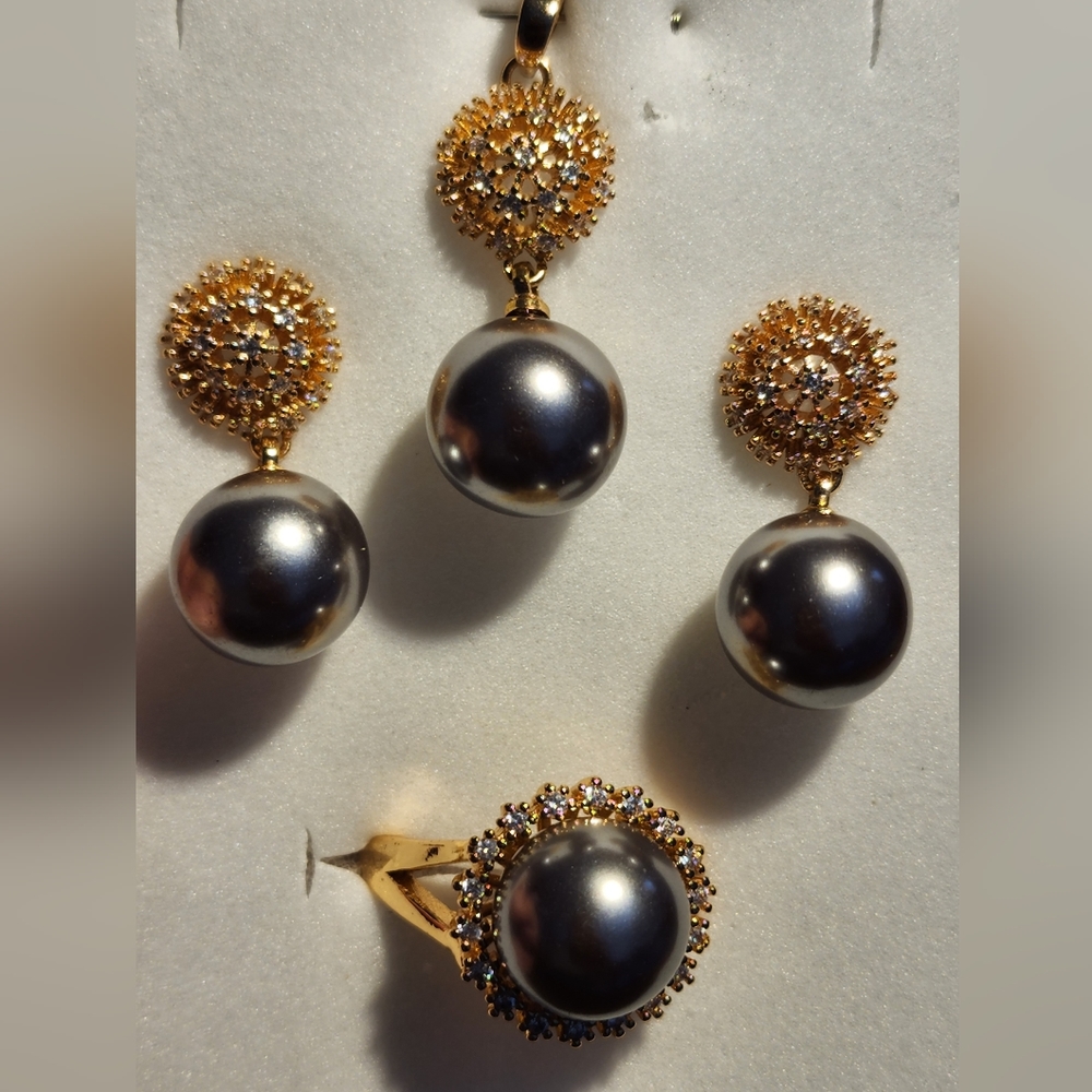 Jewelry set - Picture 1 of 8